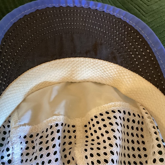 Vintage Patagonia Duckbill Med. Running Hat White/Blue duck bill - Picture 7 of 10